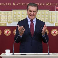 SİYASET