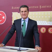 SİYASET