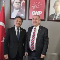 SİYASET