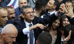 CHP'nin Yeni Başkanı Özgür Özel Oldu