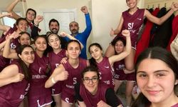 Tunceli Kız Baketbol Takımı Yarı Finalde