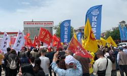 Katılım Az Olsada 1 Mayıs Erzincan'da da Kutlandı
