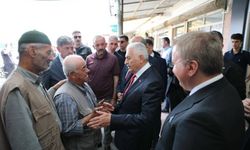 Binali Yıldırım Buğday Meydanı Esnafını Ziyaret Etti