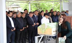 Sevenleri Gülcan Öğretmen İçin Gözyaşı Döktü