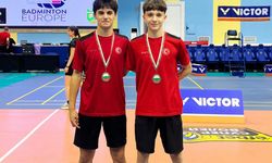 Erzincanlı Badmintonculardan Gümüş Madalya