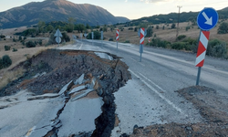 Heyelanlı Tunceli–Erzincan yolunda sürücüler endişeli