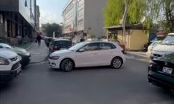Erzincan’da Banka Önünde Yol Tıkandı