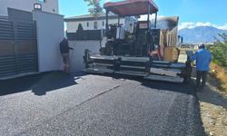 Geçit Yerleşkesi’nde Asfalt ve Kilit Parke Çalışması