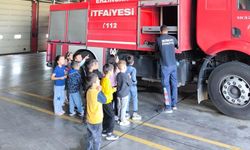 Minik Öğrencilerden İtfaiye Müdürlüğüne Anlamlı Ziyaret