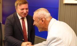 Vali Bey ve Birim Amirlerinden Tuncay’a Doğum Günü Sürprizi