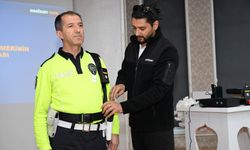 Erzincan’da Trafik Polisi Personeline Yeni Nesil Yaka Kamerası Eğitimi Verildi