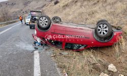 Kemah Yolunda Takla Atan Otomobilde 4 Yaralı