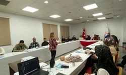 Erzincan’da Sağlık Personeline Anne Sütü ve Emzirme Danışmanlığı Eğitimi
