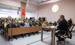 Vali Aydoğdu Tıp Öğrencileriyle Bir Araya Geldi