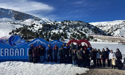 Öğrencilere Yönelik Kayak Kursu Devam Ediyor