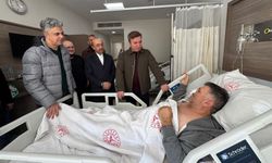 Vali Aydoğdu Gazeteci İsmail Seven'i Hastanede Ziyaret Etti