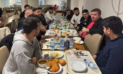 Vali Aydoğdu Öğrencilerle Sahur Yaptı