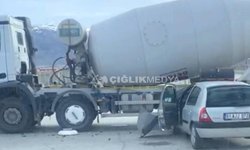 Erzincan OSB’de Beton Mikseri ile Otomobil Çarpıştı