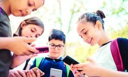 15 Yaş Altına Sosyal Medya Yasağı Getirildi