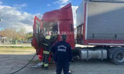 Erzincan’da Park Halindeki Tırda Yangın