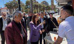 İzmir Milletvekili Erzincan Esnafını Ziyaret Etti