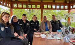 Erzincan Emniyeti Şehit Ailelerini Anneler Günü'nde Ziyaret Etti