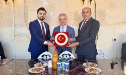 Tercan'da Hemşire ve Ebelere Teşekkür Belgesi