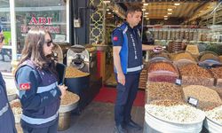 Erzincan’da Kurban Bayramı Öncesi Kuruyemişçilere Sıkı Denetim