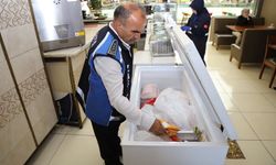 Zabıta Ekipleri 140 İşletmede Gıda ve Hijyen Kontrolü Yaptı