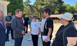 Vali Aydoğdu Öğrencilere Sınav Öncesi Moral Verdi