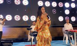 Simge Şahin Dörtyol'da Dinleyicisiyle Buluştu