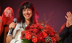 Türk Kökenli Elif Eralp’in Partisi Berlin’de Birinci Oldu