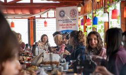 EBYÜ’lü Öğrenciler ve Hocaları Kahvaltıda Buluştu
