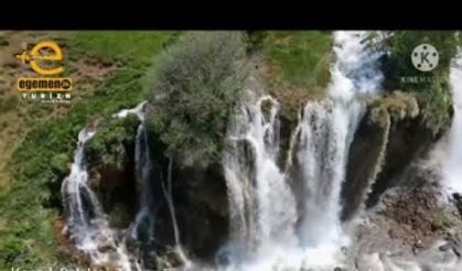 Bir Doğa Harikası. Konarlı Şelalesi