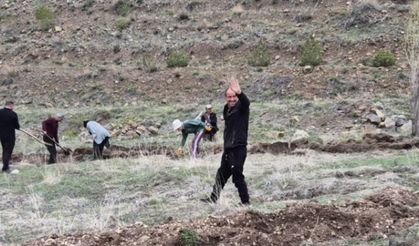 Gırmana'da Davul Zurna Eşliğinde Fide Ekim Etkinliği