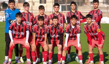 24 Erzincanspor U15’ten Kritik Zafer