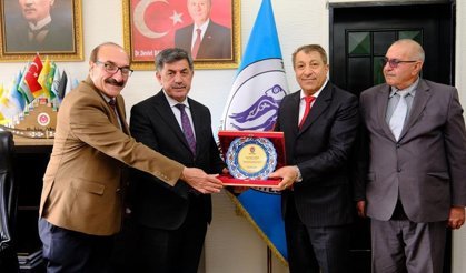 Cem Vakfı’ndan Başkan Bekir Aksun’a Ziyaret