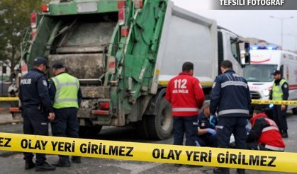 Erzincan’da Çöp Aracı Kazası: Yaşlı Kadın Hayatını Kaybetti