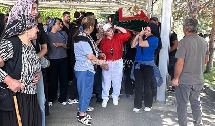 Erzincan'da Hayatını Kaybeden Kadın Son Yolculuğuna Uğurlandı