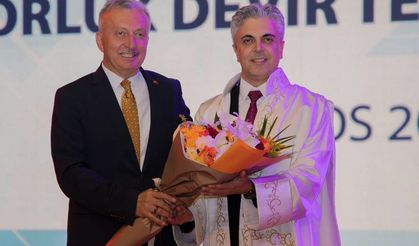 EBYÜ’de Rektörlük Devir Teslim Töreni Gerçekleştirildi
