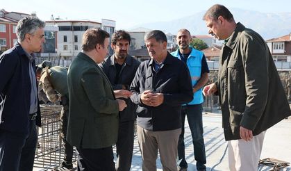 Erzincan Merkez Çarşısı’nda Çalışmalar Sürüyor