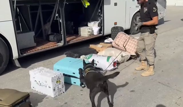 Erzincan Polisi Yol Kontrollerinde Zehir Tacirlerine Geçit Vermiyor