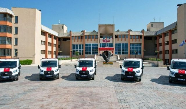 Erzincan Belediyesi Makine Parkını Geliştirmeye Devam Ediyor