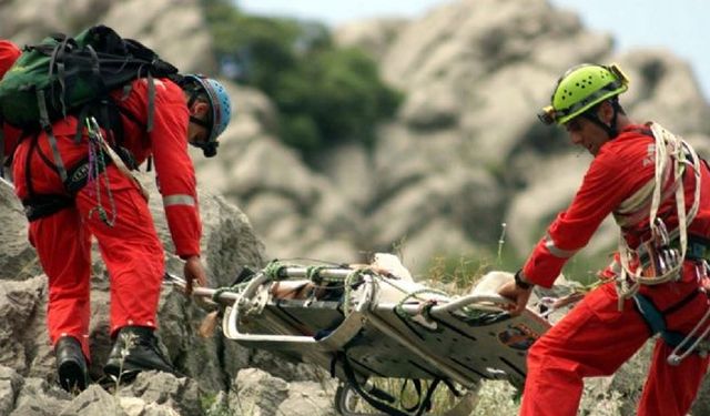 Kemah Eriç'te Dağa Çıkan Vatandaş Hayatını Kaybetti