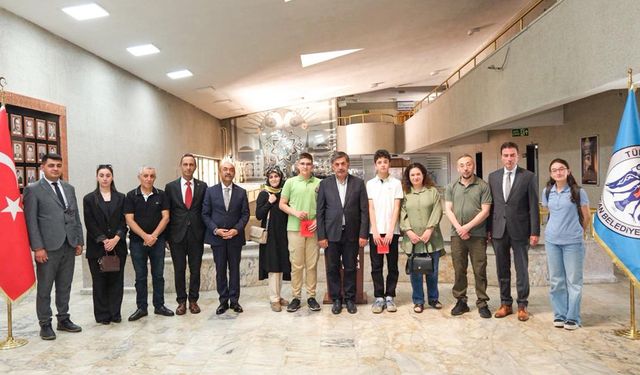 Bekir Aksun 2025 LGS Birincilerini Ağırladı