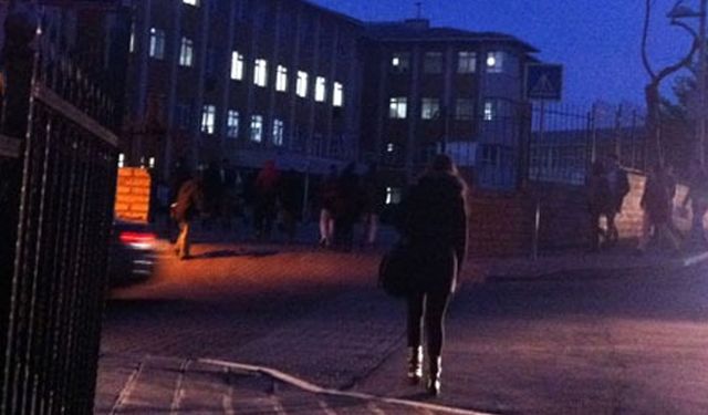 Çayırlı MYO Öğrencilerinden Gece Ulaşım Tepkisi: “Yol Karanlık, Güvenli Değil”