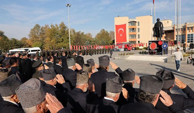Erzincan’da 10 Kasım Atatürk’ü Anma Günü Töreni Düzenlendi