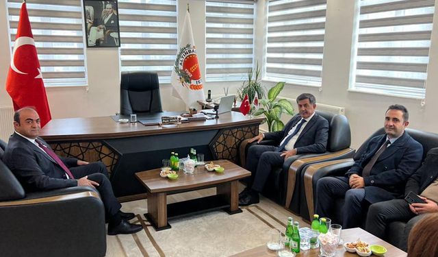 Erzincan Belediye Başkanı Bekir Aksun’dan Altınbaşak Belediyesi’ne Ziyaret