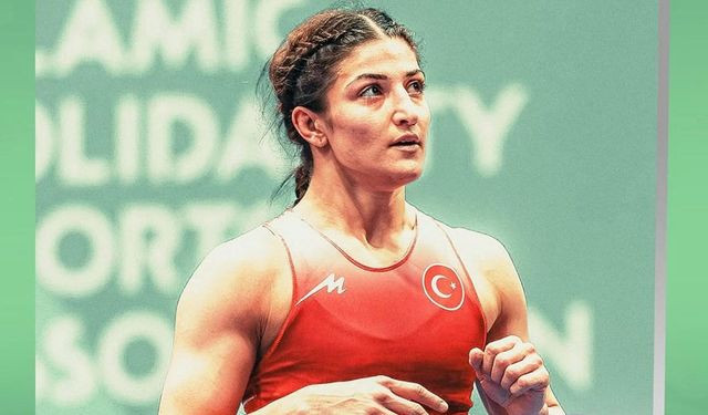 Erzincanlı Milli Güreşçi Elvira Süleyman’dan Gümüş Madalya