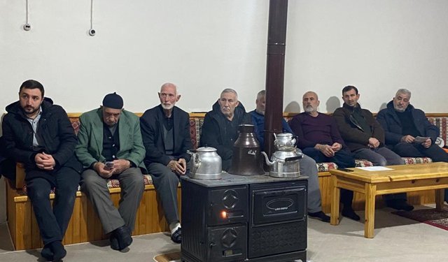 Tarım Müdürlüğü Ekipleri Çatalarmut Köyü'nde Çiftçilerle Buluştu